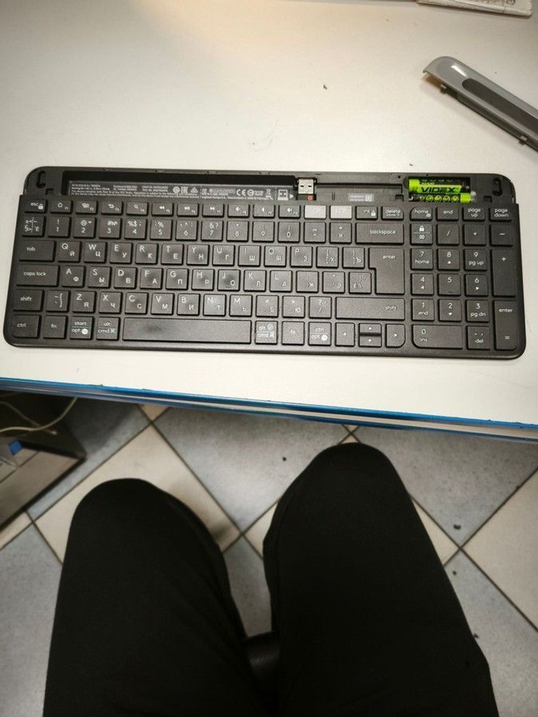 Дешево Logitech k580 з ломбарду