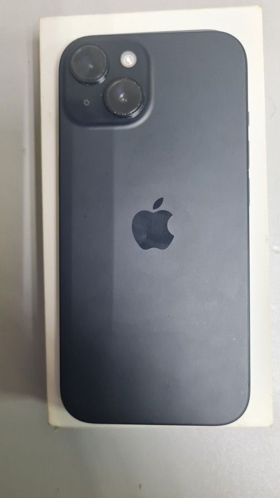 Apple iPhone 15 128GB Green Код:01-200944163. Зображення 5