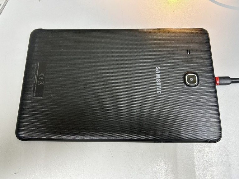 Дешиво Samsung galaxy tab e 9.6 8gb с ломбарда