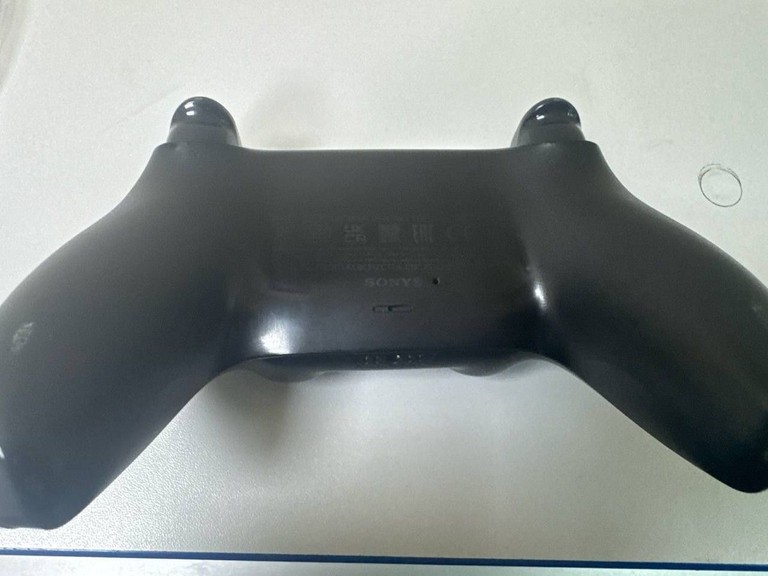 Дешиво Sony DualSense Black с ломбарда