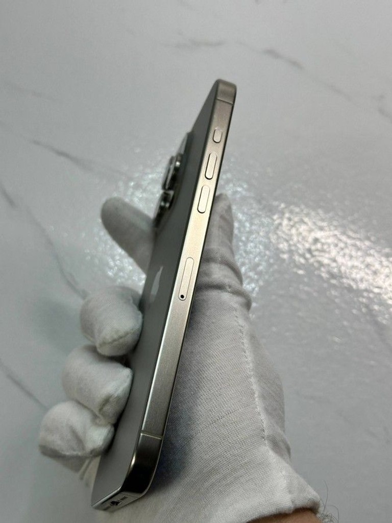 Apple iphone 15 pro max 256gb Код:01-200954429. Изображение 9