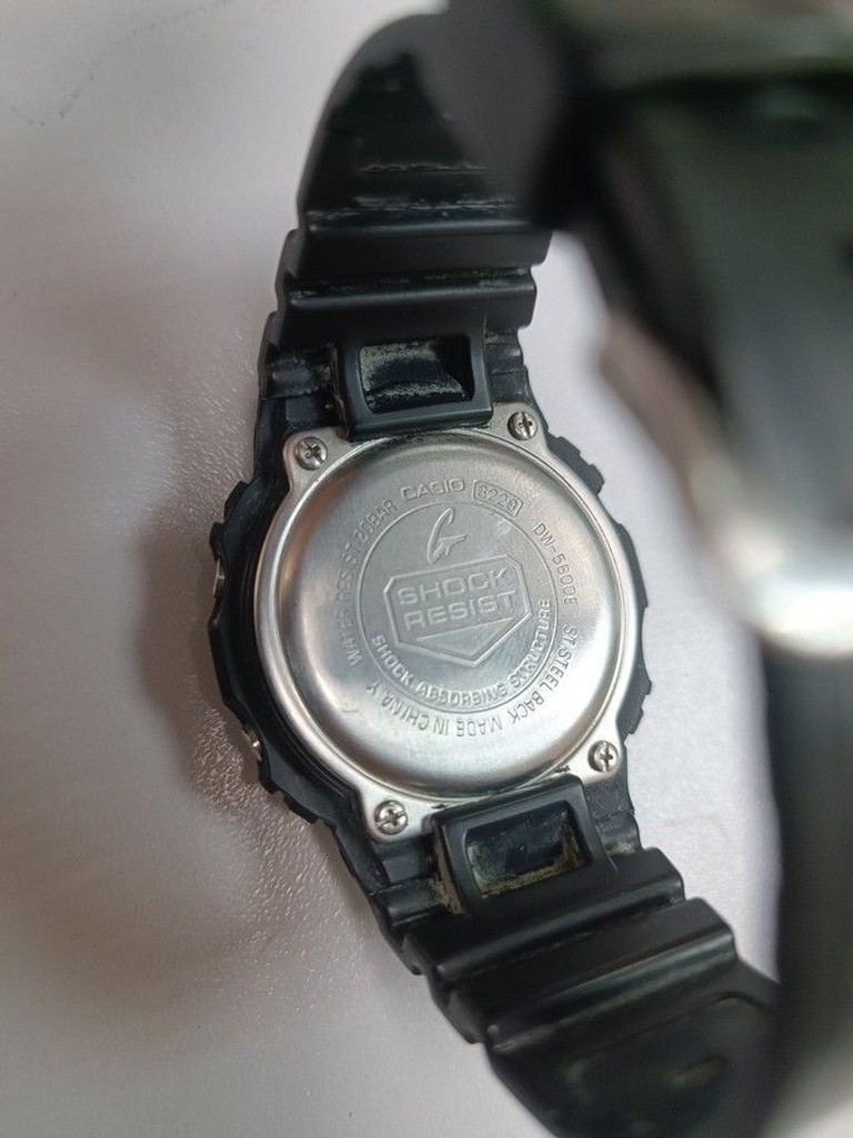 Купити Casio dw-5600e Б/У