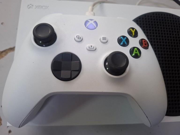 Microsoft xbox series s 512gb Код:01-200960424. Зображення 8