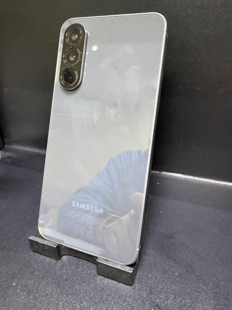 Купить Samsung galaxy a56 5g 8/256gb Б/У