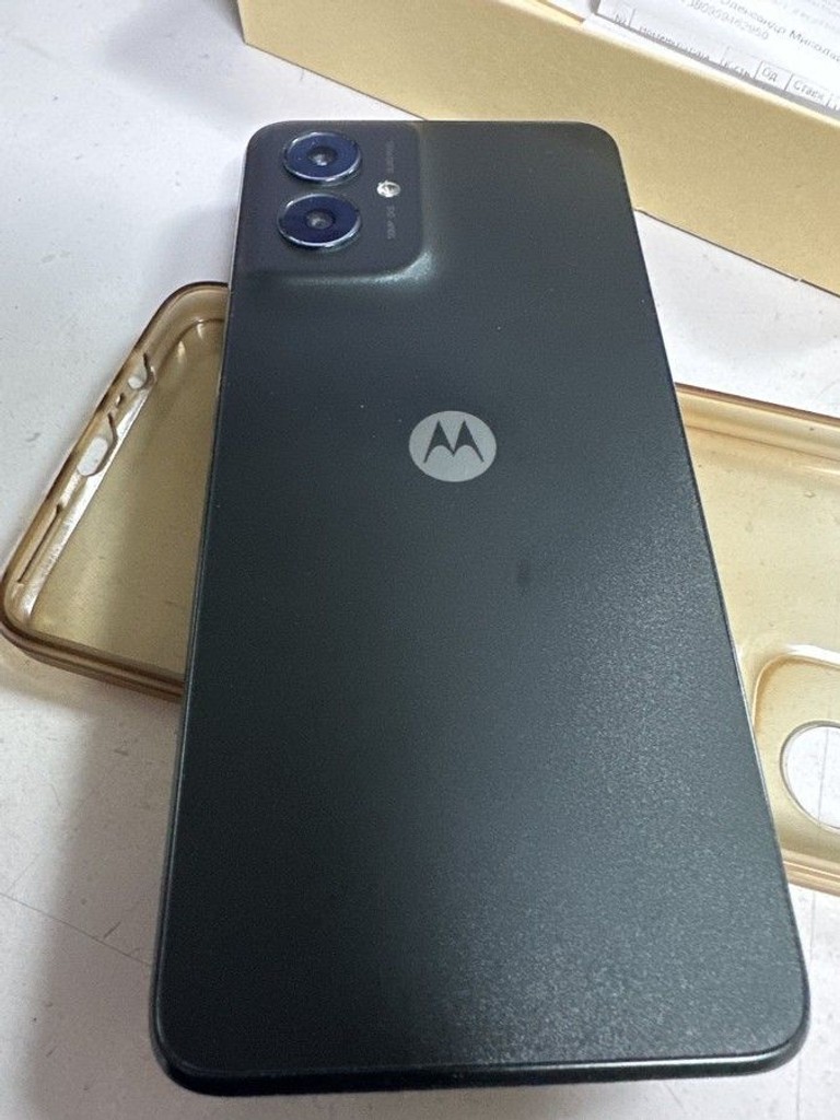 Дешево Motorola moto g55 8/256gb з ломбарду