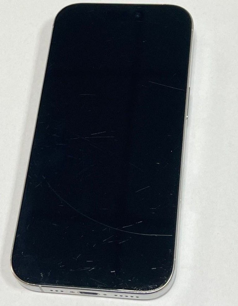 Apple iphone 16 pro 256gb Код:01-200895824. Изображение 5