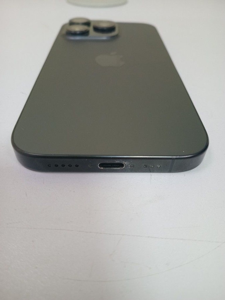 Дешево Apple iphone 16 pro 256gb з ломбарду