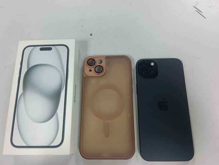 Apple iPhone 15 Plus 128GB Pink Код:01-200990032. Зображення 8
