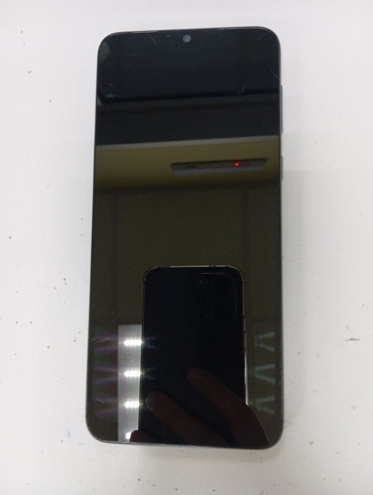 Купити Motorola moto e13 2/64gb Б/У