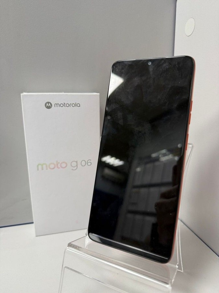 Оголошення Motorola moto g06 4g 4/64gb tendril Б/У