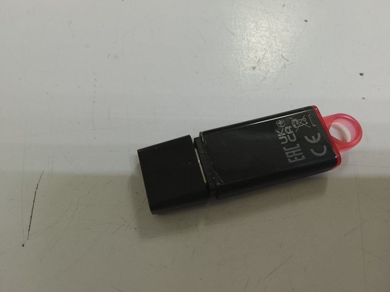 Оголошення Kingston 256gb Б/У
