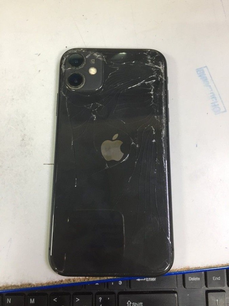 Дешево Apple iphone 11 64gb з ломбарду