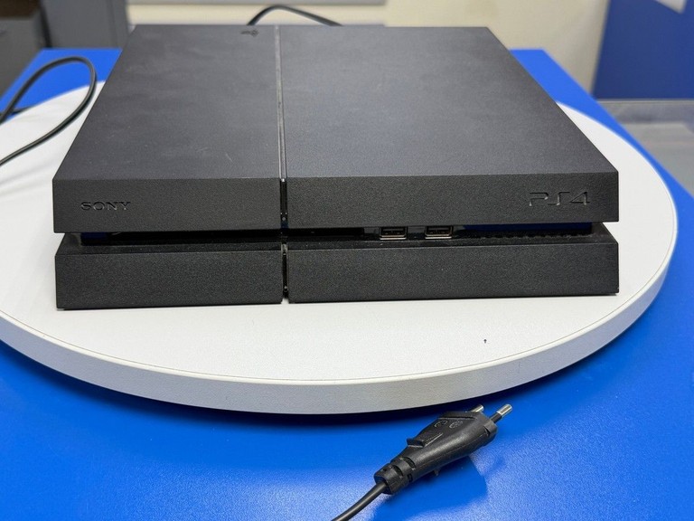 Объявление Sony playstation 4 500gb Б/У