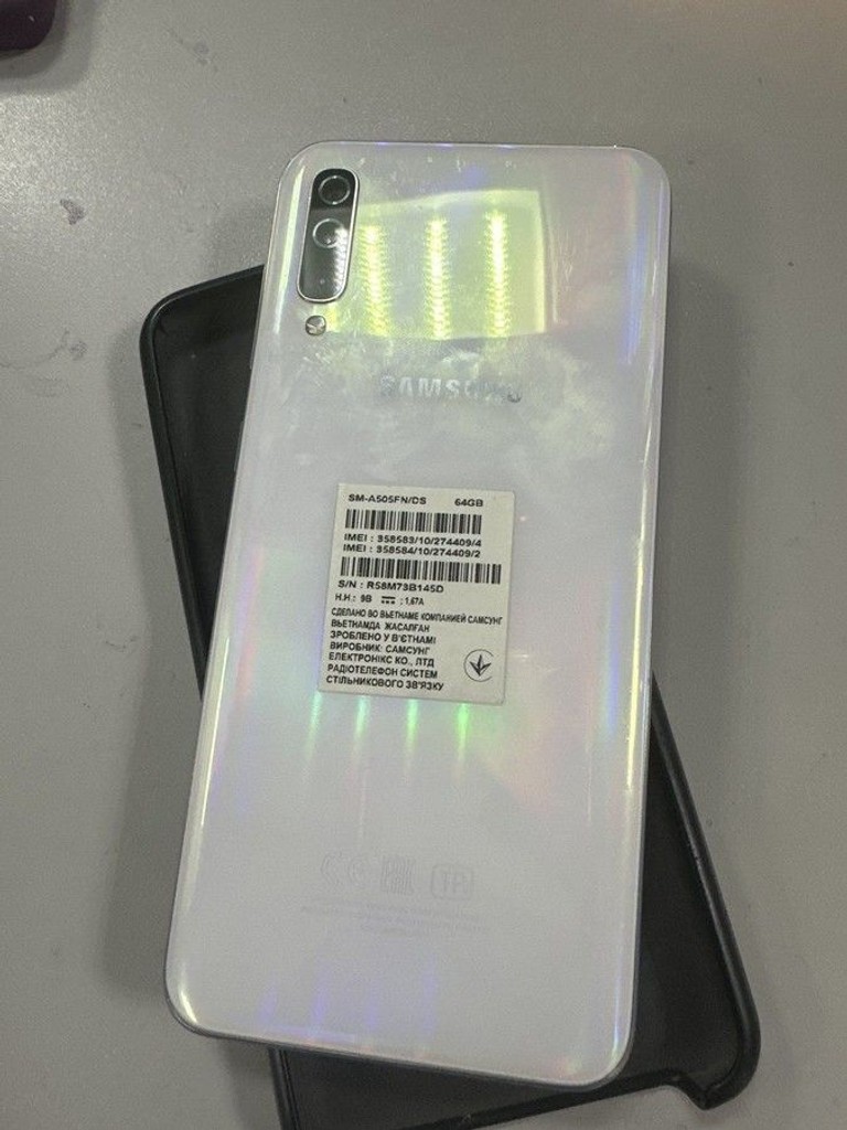 Оголошення Samsung galaxy a50 sm-a505fn 4/64gb Б/У