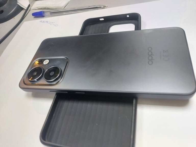 Дешево Oppo reno13 f 4g 8/512gb з ломбарду
