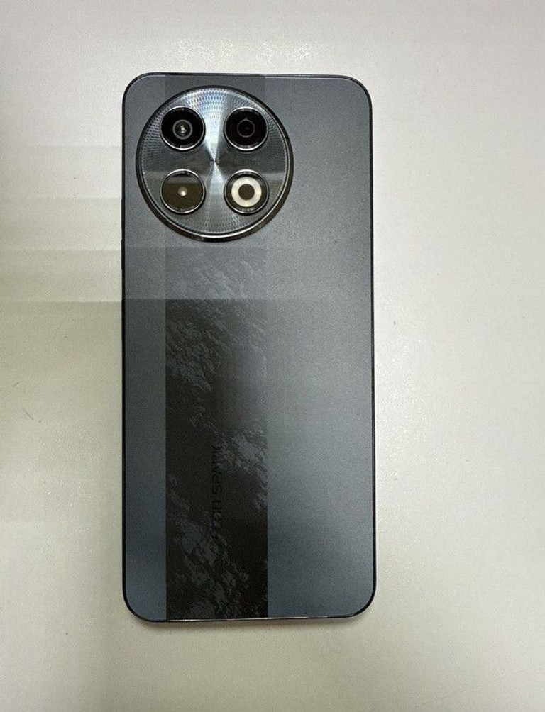 Дешиво Tecno spark 30 pro kl7 8/128gb с ломбарда