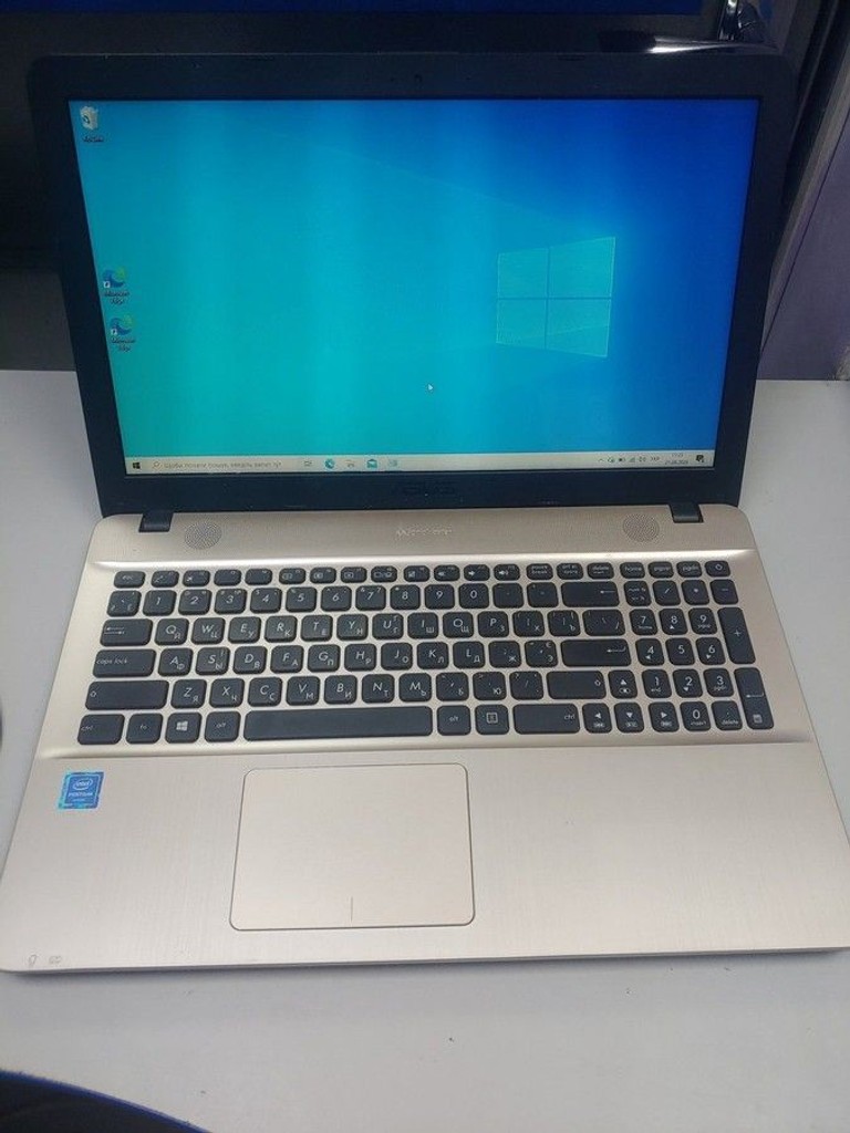 Купить Asus 15/pentium n3710 ddr3/4gb ddr3/hdd 5000 gb/ssd *відсутній/*інтегрована Б/У