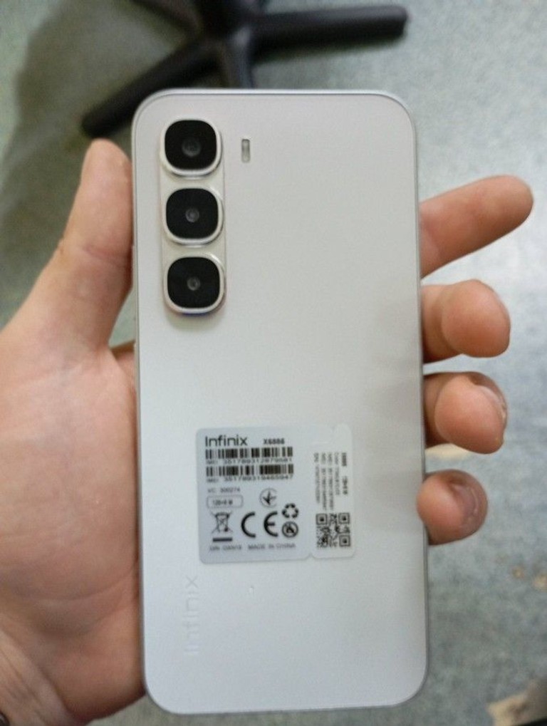 Оголошення Infinix hot 60 pro 8/128gb Б/У