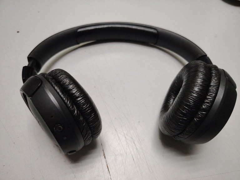 Оголошення Jbl tune 520bt Б/У