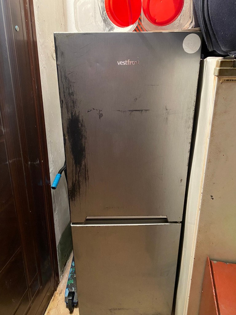 Купити Vestfrost CW 286 W Б/У