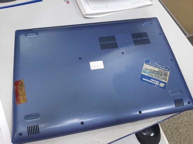 Купити Lenovo 15/pentium n5000 ddr4/4gb ddr4/hdd 500 gb/ssd *відсутній/*інтегрована Б/У