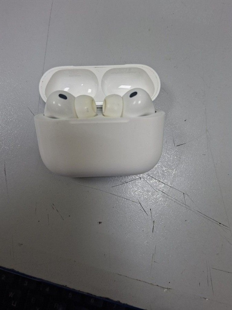 Дешево AirPods Pro 3 з ломбарду