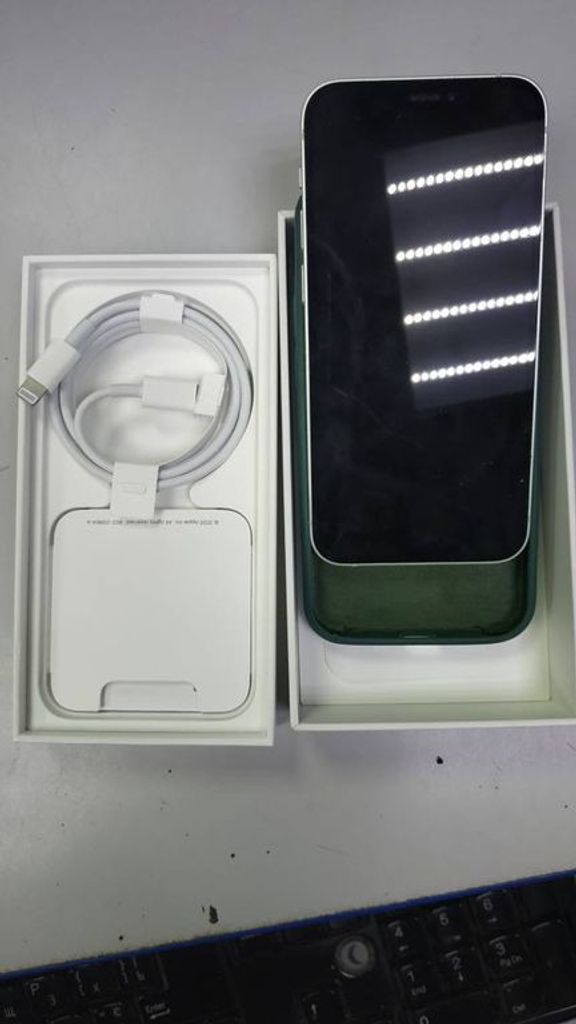 Купити Apple iPhone 12 mini 256GB (PRODUCT)RED Б/У