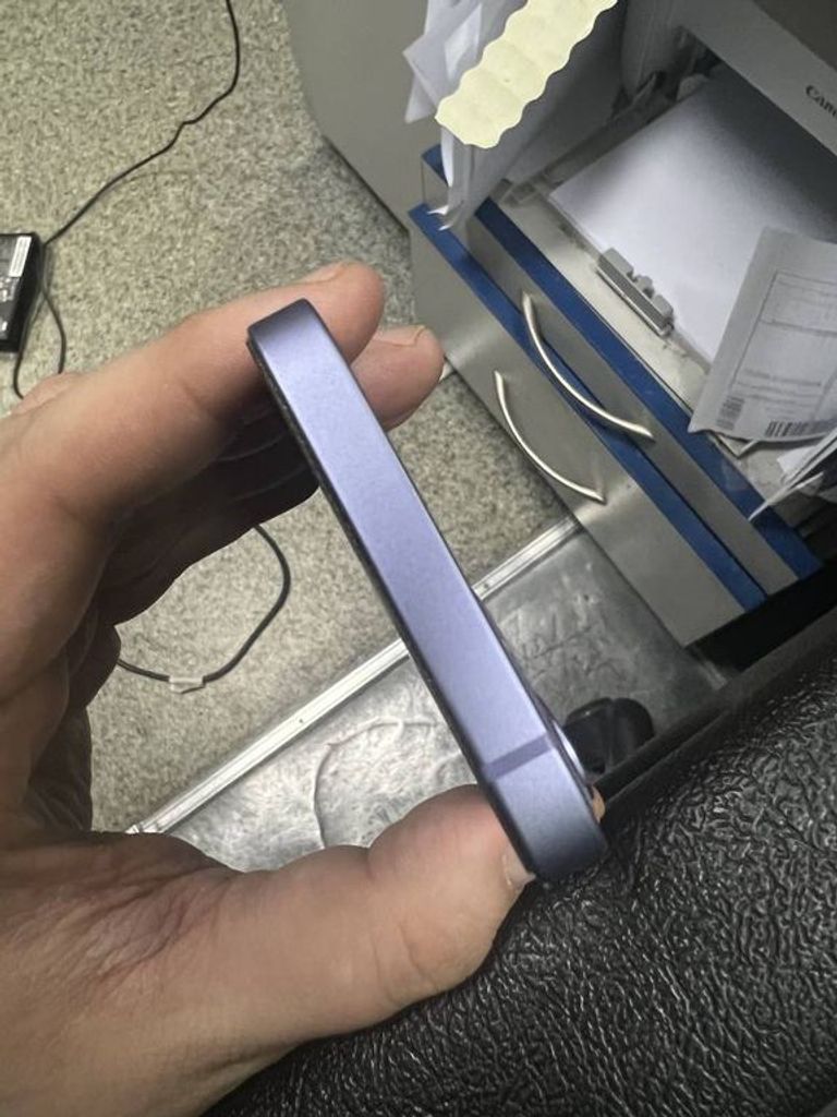 Apple iPhone 12 mini 64GB (PRODUCT)RED Код:01-19075577. Зображення 5