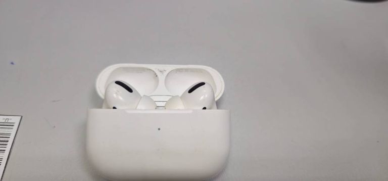 Apple AirPods Pro (MWP22)