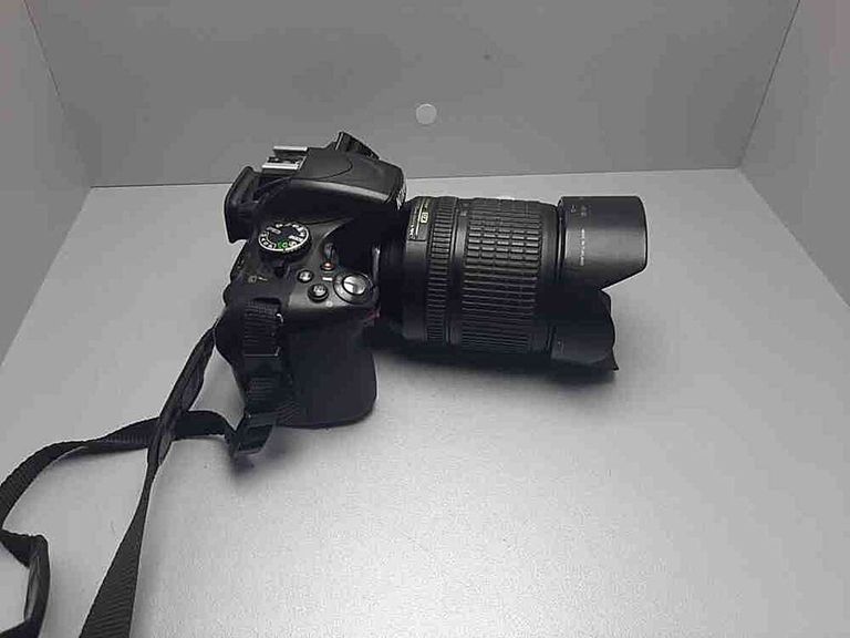 Nikon D5100 kit (18-55mm VR)