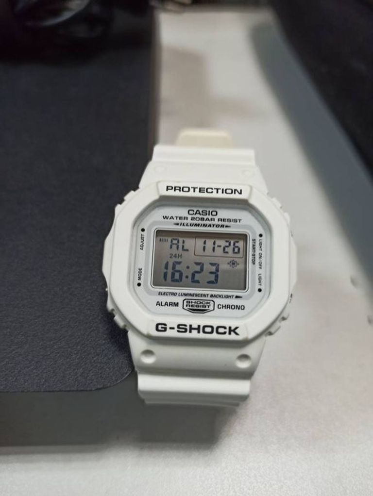 Casio dw-5600mw