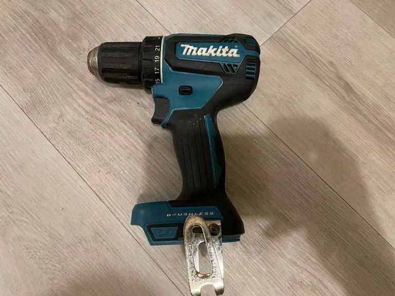 Объявление Makita шуруповерт ddf 484 +dga452 2акб + зарядка в кейсе макита Б/У