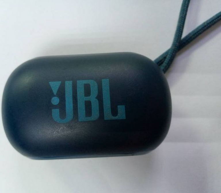 Оголошення Jbl reflect flow Б/У