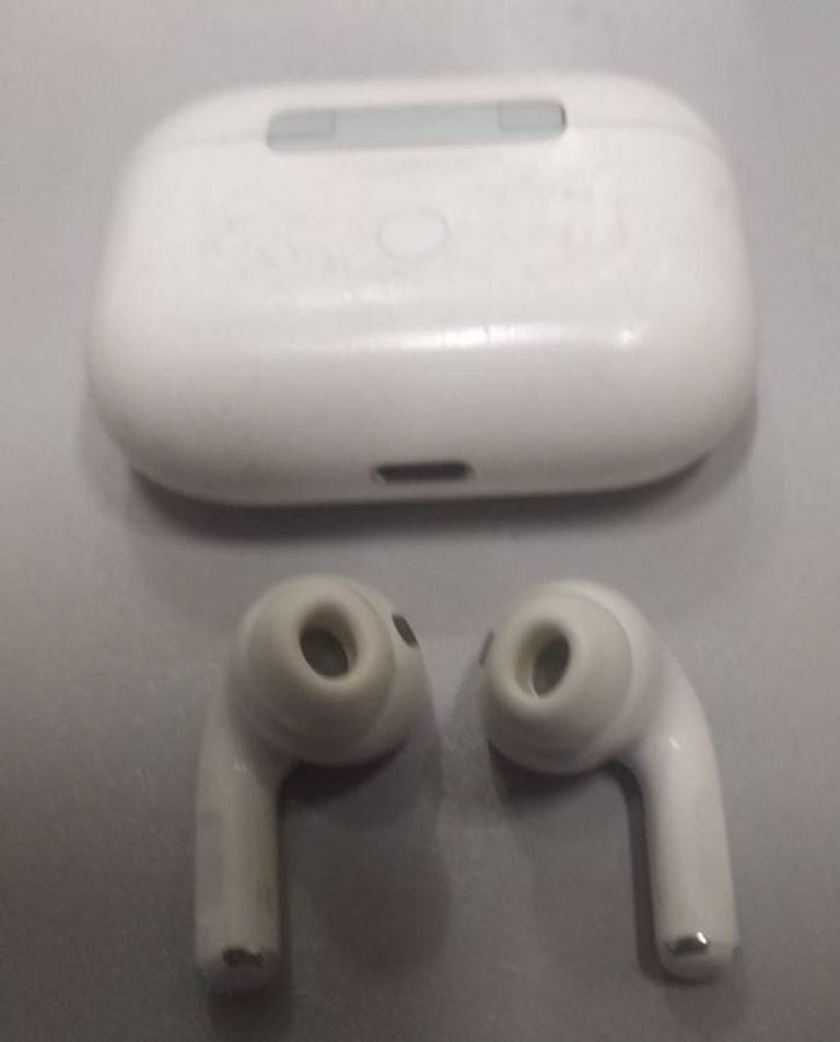 Apple AirPods Pro (MWP22)