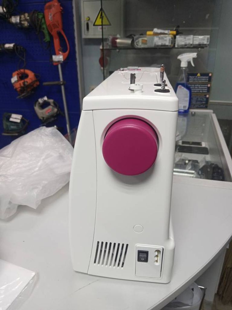 Janome Q-23P