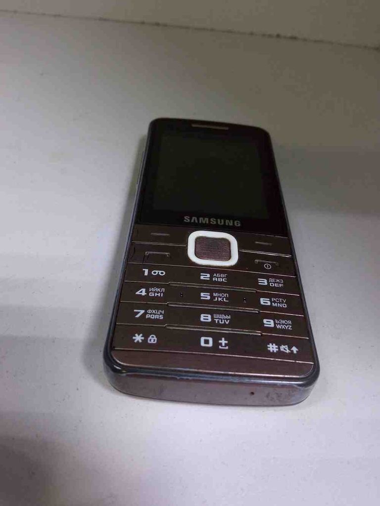 Samsung GT-S5610