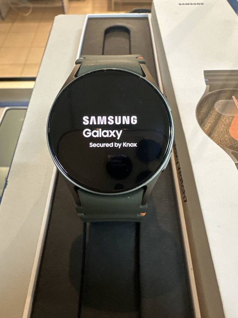 Оголошення Samsung galaxy watch 7 40mm esim Б/У