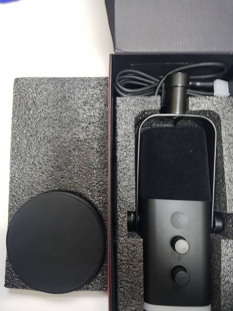 Дешиво Fifine AmpliGame AM8 с ломбарда