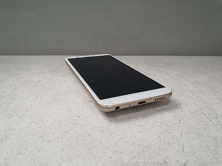 Huawei P Smart 3/32Gb (FIG-LX1) Код:2000004080549. Зображення 10