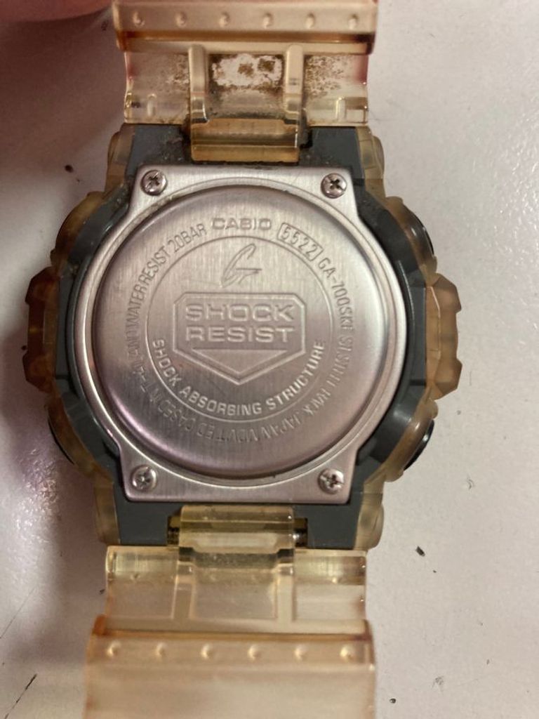 Оголошення Casio G-Shock GA-700SKE-7AER Б/У