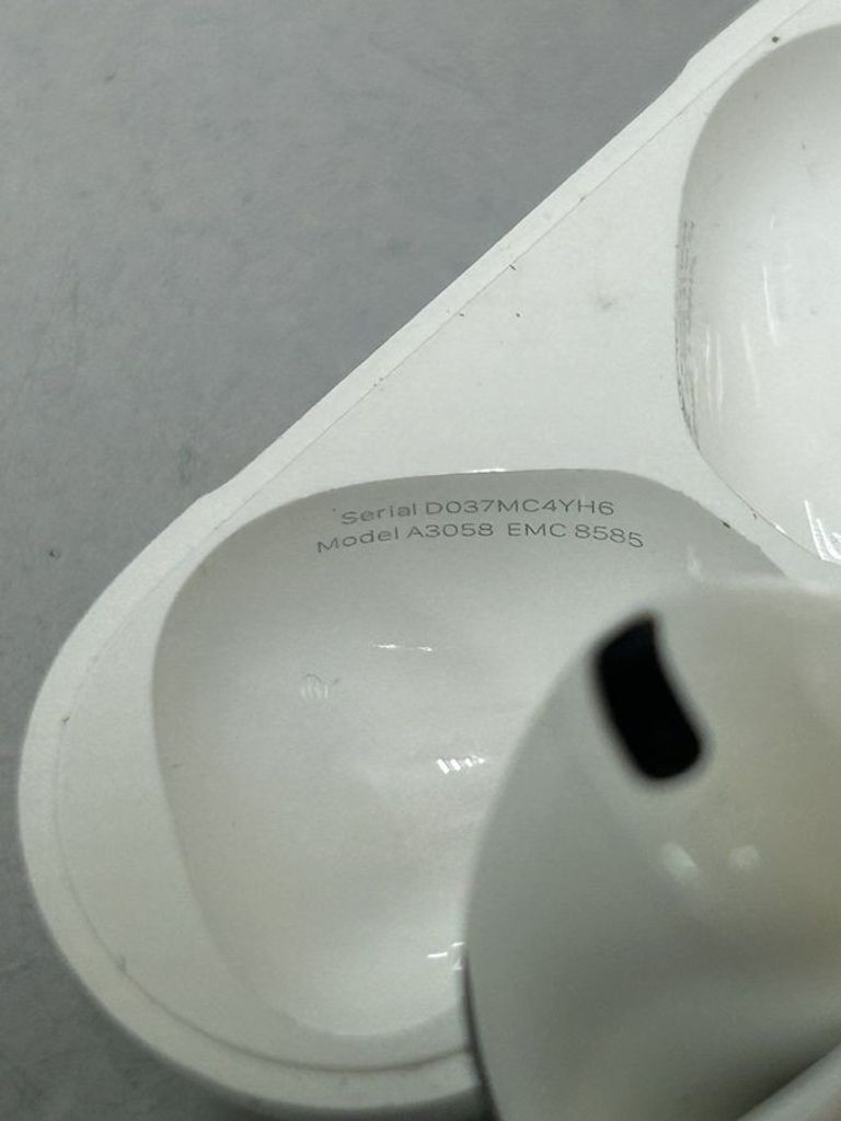 Оголошення Apple airpods 4 Б/У