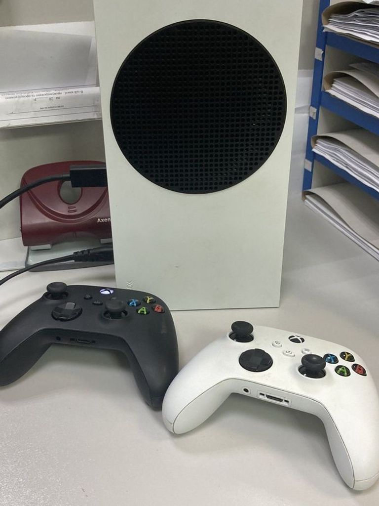 Дешево Microsoft xbox series s 512gb з ломбарду