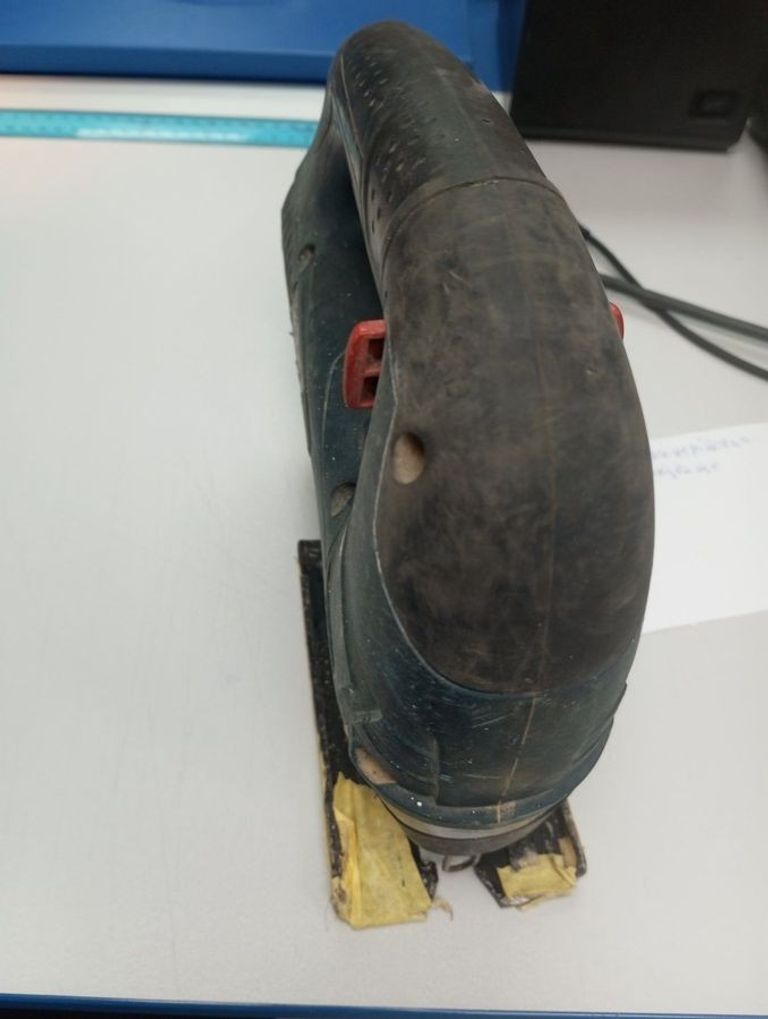 Дешево Bosch GST 90 BE (060158F001) з ломбарду