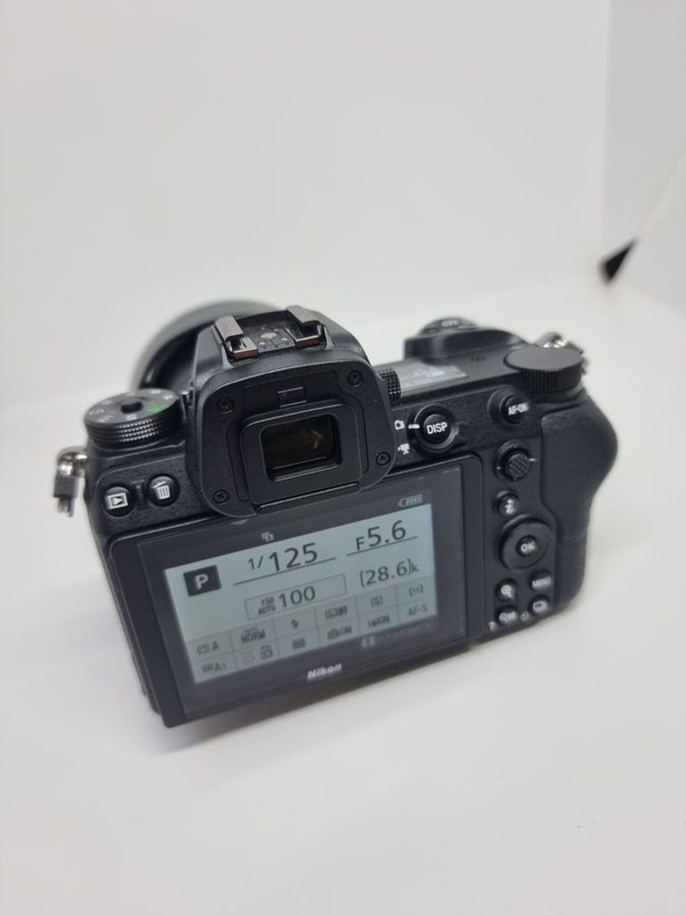 Nikon Z6 body + FTZ Mount Adapter + 64GB XQD (VOA020K008) Код:01-200592134. Изображение 9