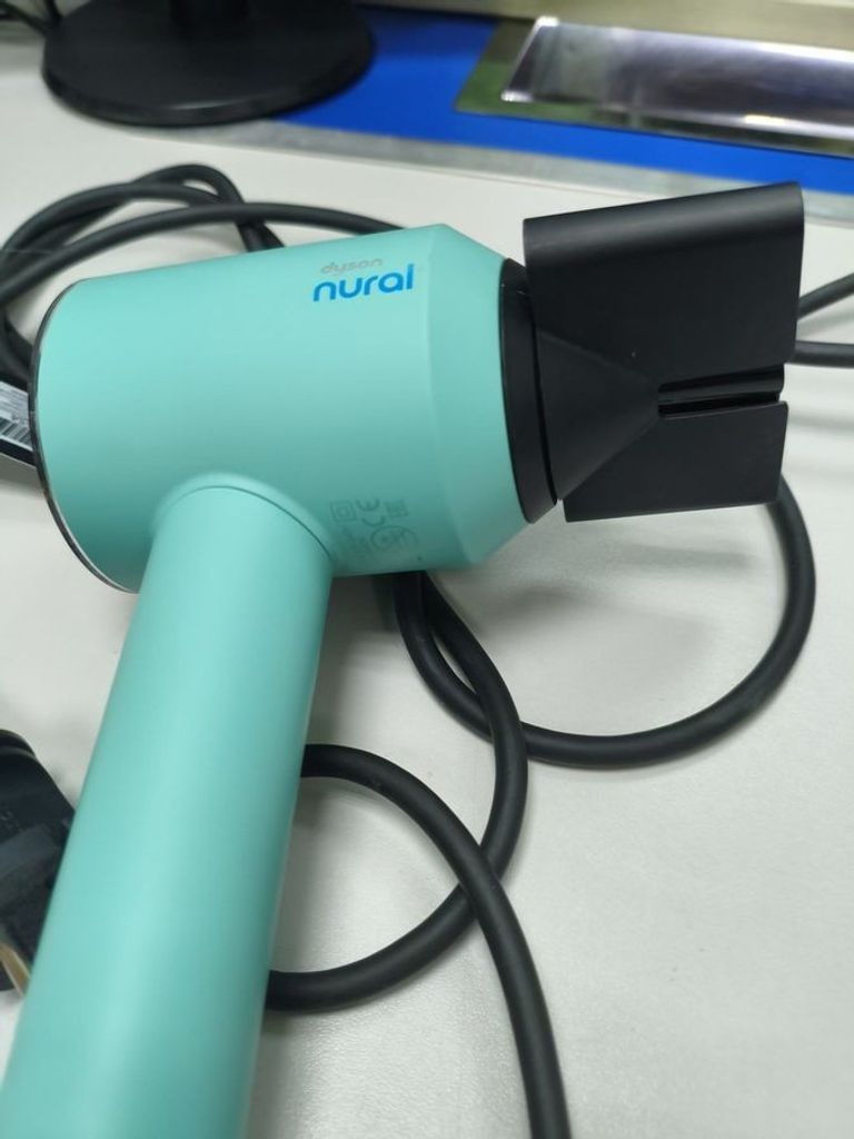 Объявление Dyson Supersonic HD16 Nural Ceramic Pink/Rose Gold (533462-01) Б/У