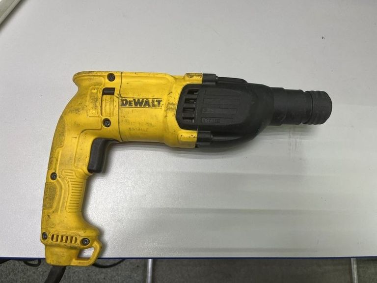 Объявление Dewalt D25033K Б/У