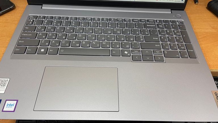 Объявление Lenovo 16/core ultra 5 125u s1 ddr5/16gb ddr5/ssd 512 gb/*інтегрована Б/У