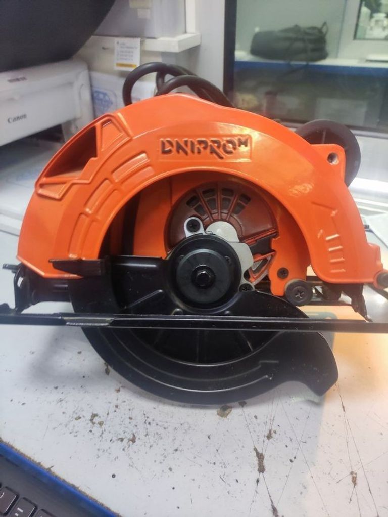 Купити Dnipro-M cs-185 Б/У