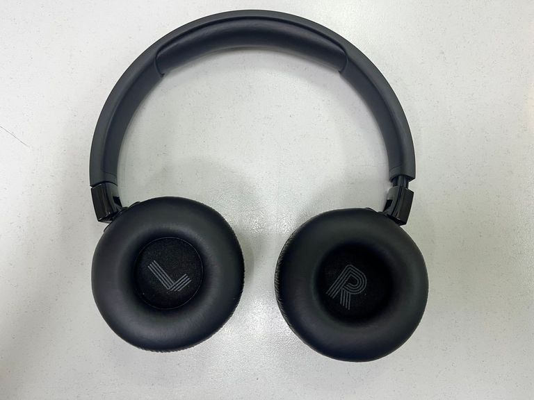 Купити Jbl tune 670nc Б/У