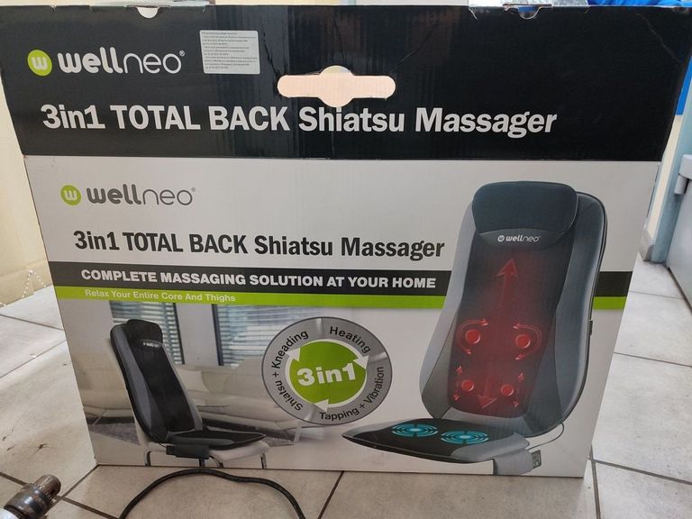 Купити Wellneo 3 in 1 total back shiatsu massager Б/У